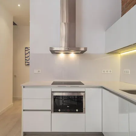 Guestready - Lovely In The Heart Of *