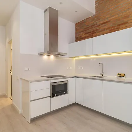 Guestready - Lovely In The Heart Of *