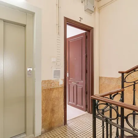 Guestready - Lovely In The Heart Of *