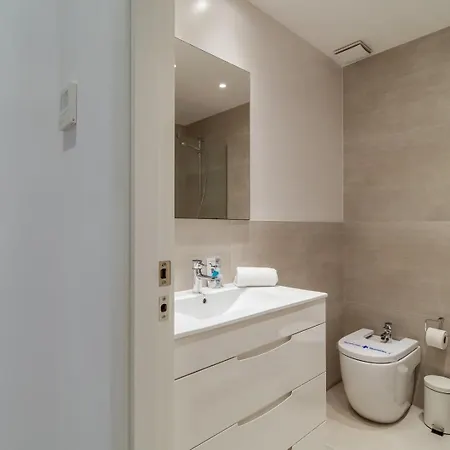 Guestready - Lovely In The Heart Of *